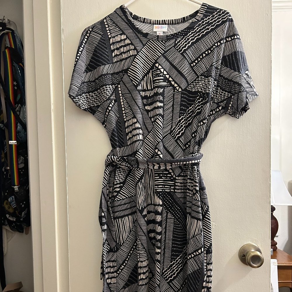 Femme Dress Size M
